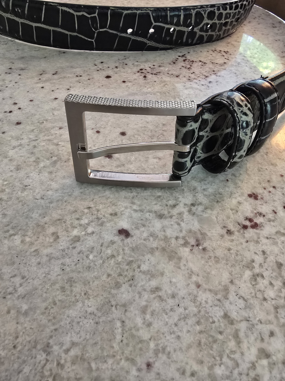 Greg Norman Croc Leather Belt with Silver Buckle - Picture 5 of 7